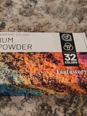 Fantastory 32-Color Vibrant Powder Set — Multicolor